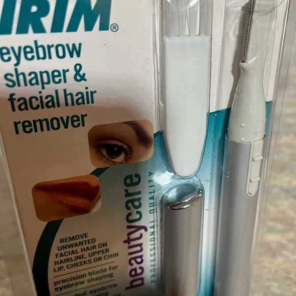 New Beauty Care Trim eyebrow shaped and facial hair remover - Picture 8 of 9